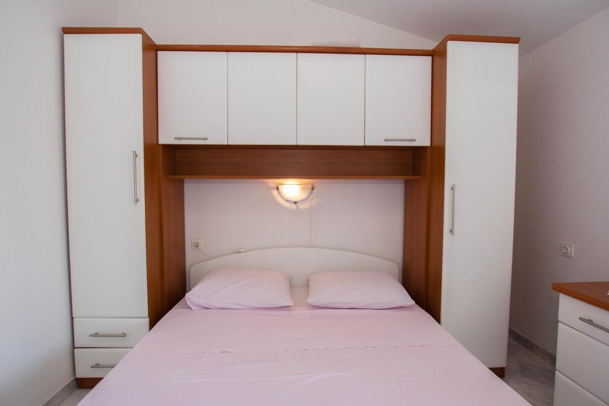 Apartments Bartul Sucuraj Room photo