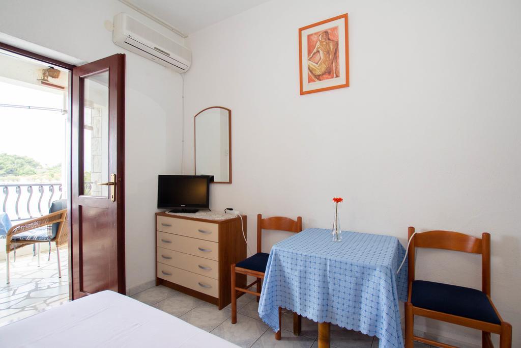 Apartments Bartul Sucuraj Exterior photo
